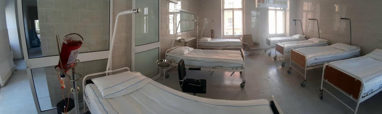 Franz Kafka Spital Hostel Brno Buitenkant foto