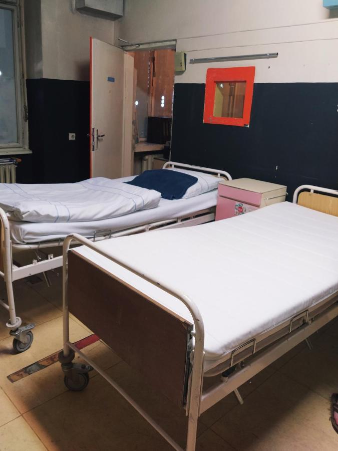 Franz Kafka Spital Hostel Brno Buitenkant foto