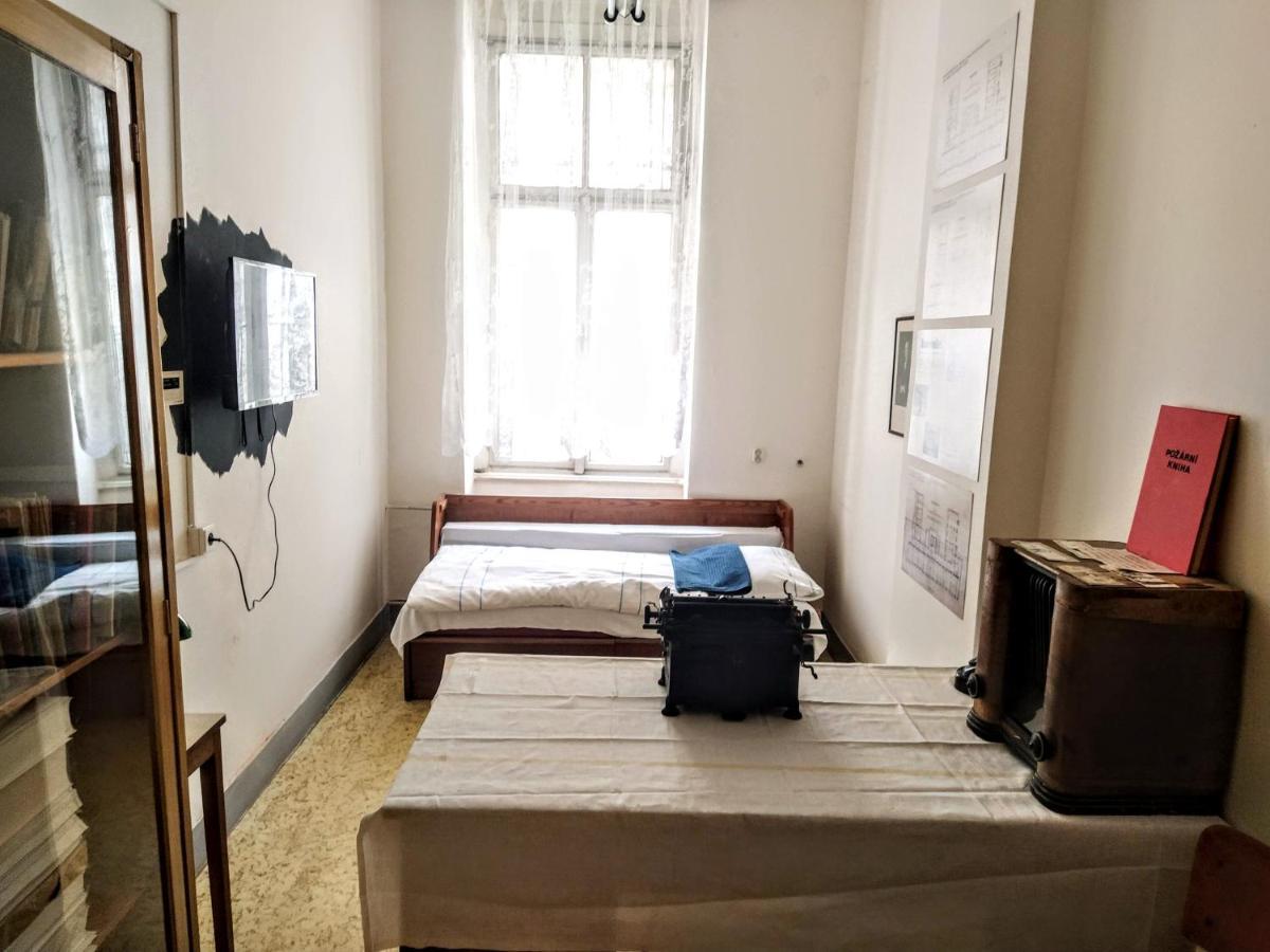 Franz Kafka Spital Hostel Brno Buitenkant foto