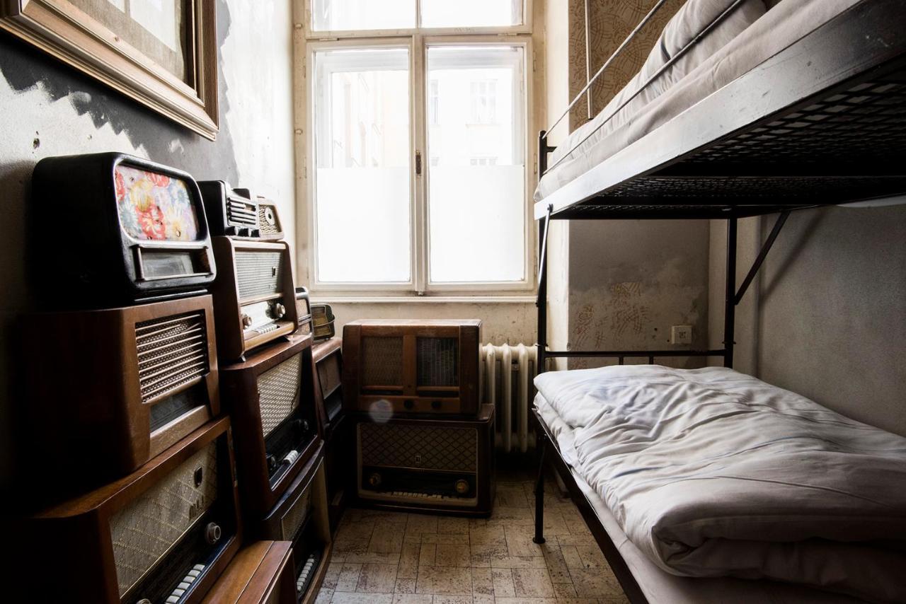 Franz Kafka Spital Hostel Brno Buitenkant foto